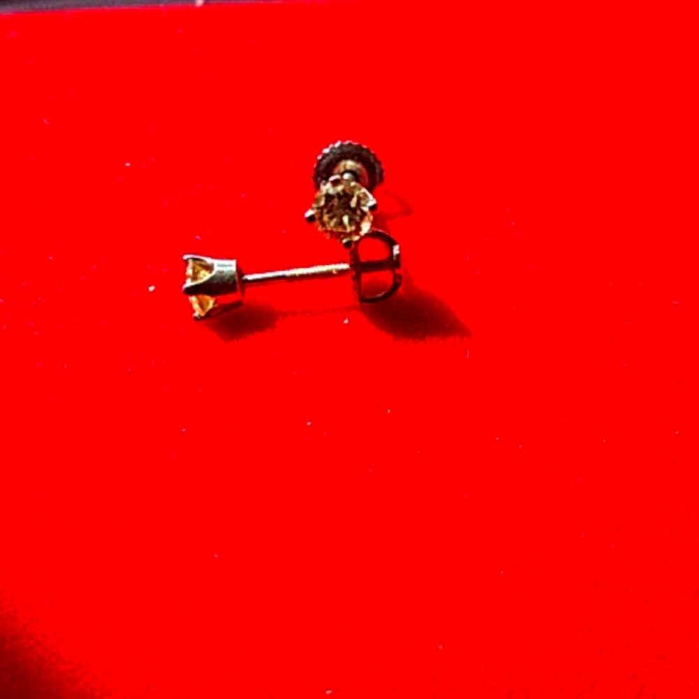 Ladies Diamond Studs